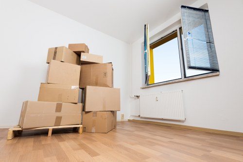 Local flat removal service supporting a move near Dulwich